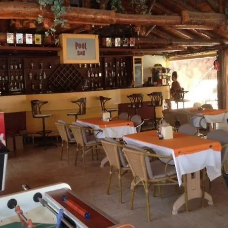 Club Tokmak Hotel İçmeler