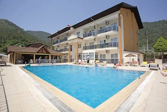 Otel Club Tokmak 3*